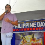 John Lloyd Cruz at the Philippine Independence Day Festival in North Vancouver 2013.
